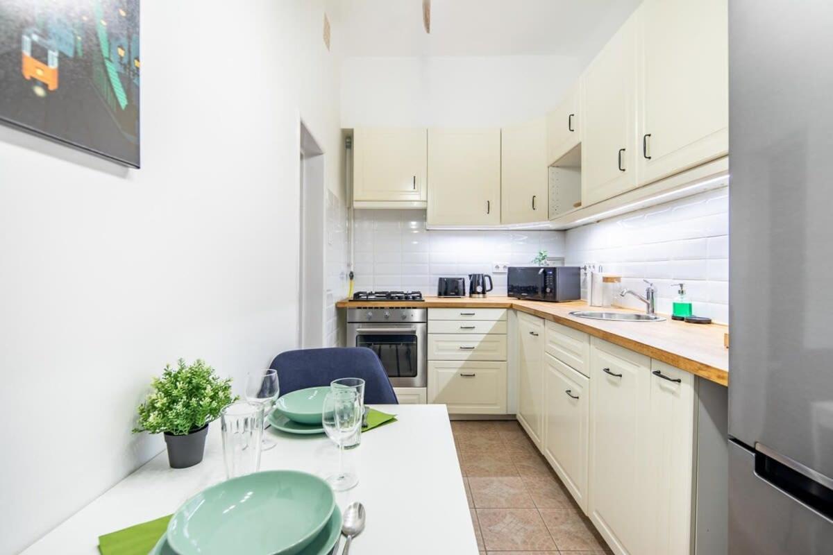 Convenient Apartment At Gastro Driven Location 布达佩斯 外观 照片